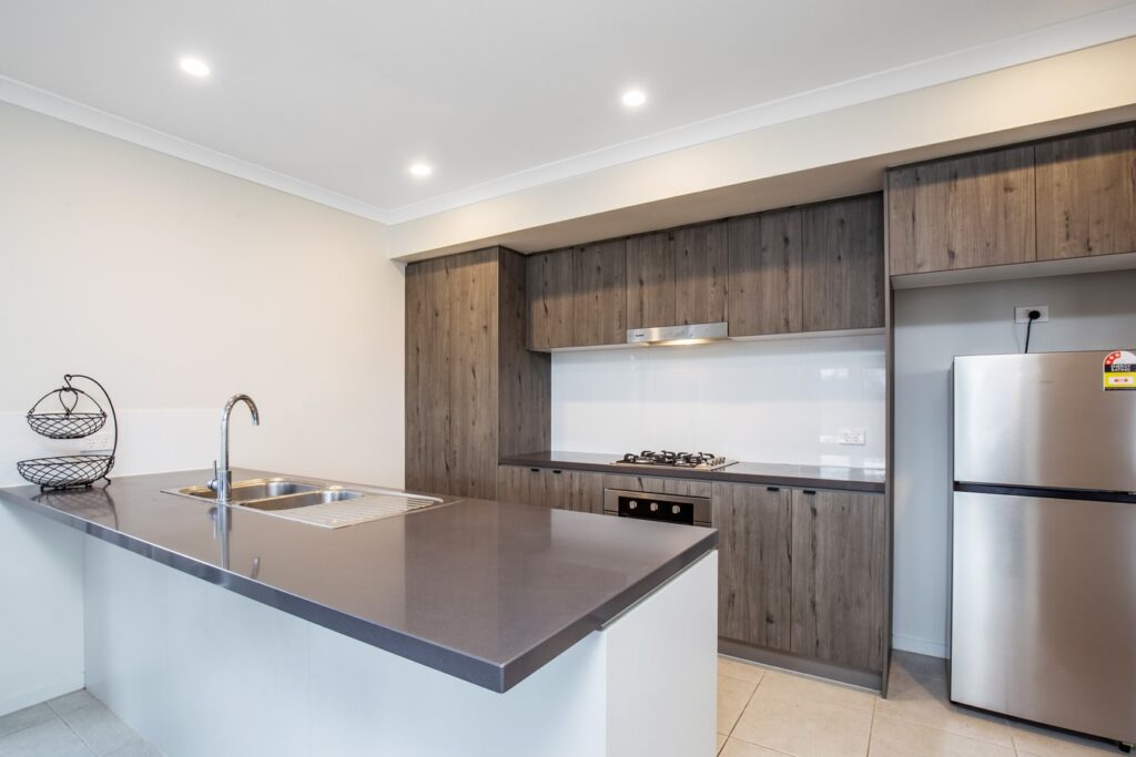 This stunning two-floor Airbnb listing combines comfort and style with a prime location close to hotspots like Dream Walk, Westfield Coomera, and more.