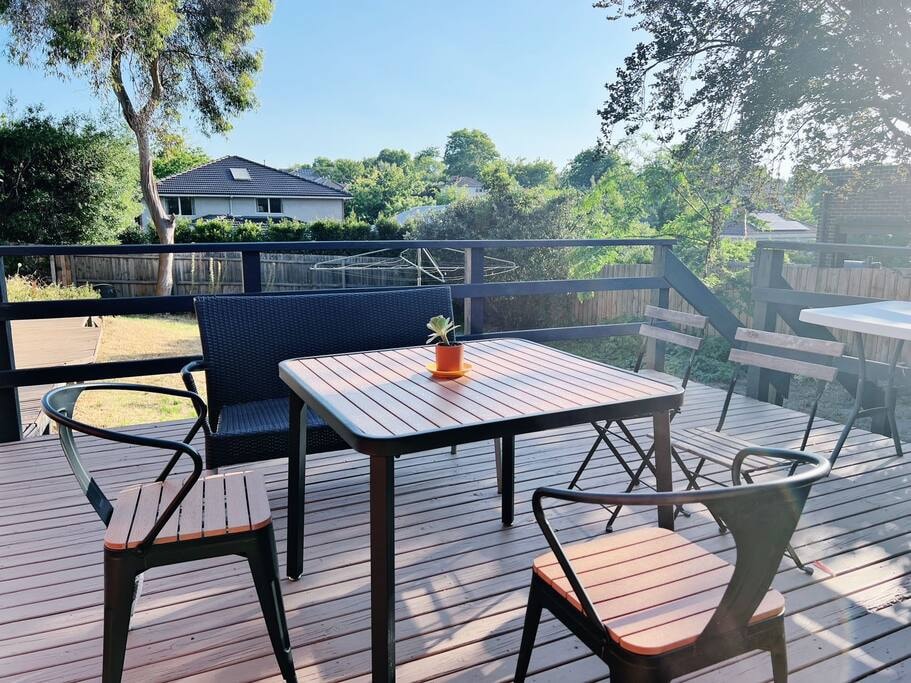 Experience the charm of Camberwell with this luxury Airbnb located just steps from Lynden Park.